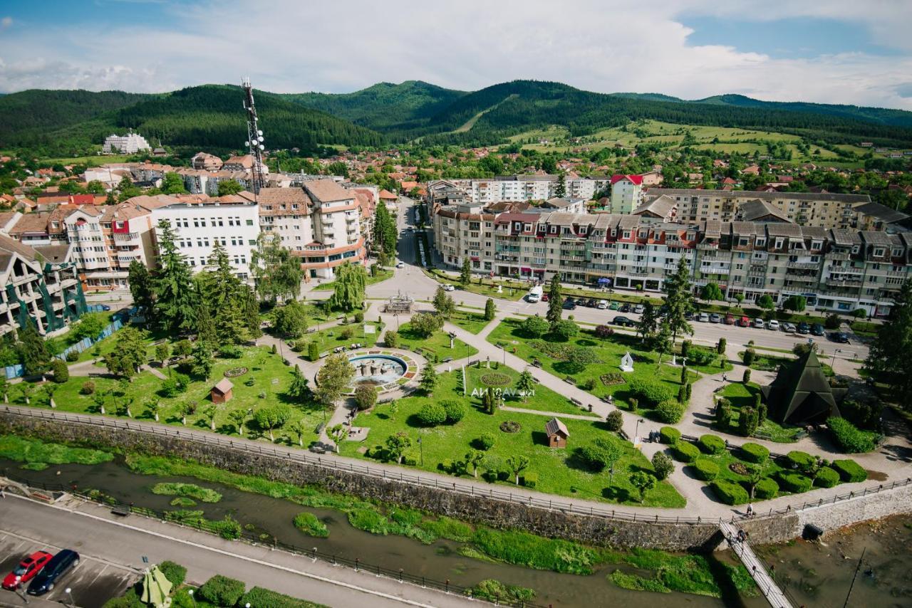 Complex Balnear Cerbul Hotel Ковасна Екстериор снимка