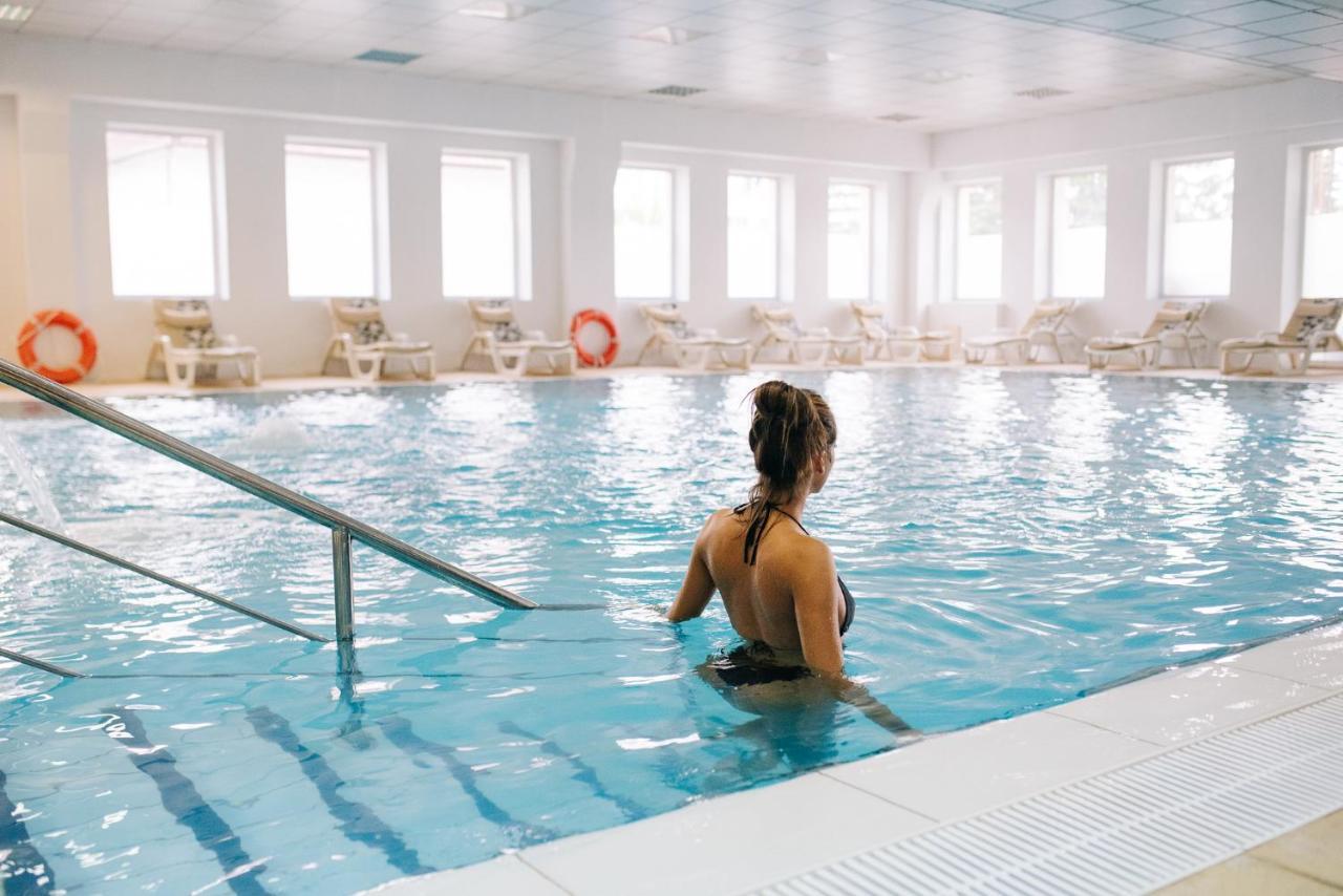 Complex Balnear Cerbul Hotel Ковасна Екстериор снимка