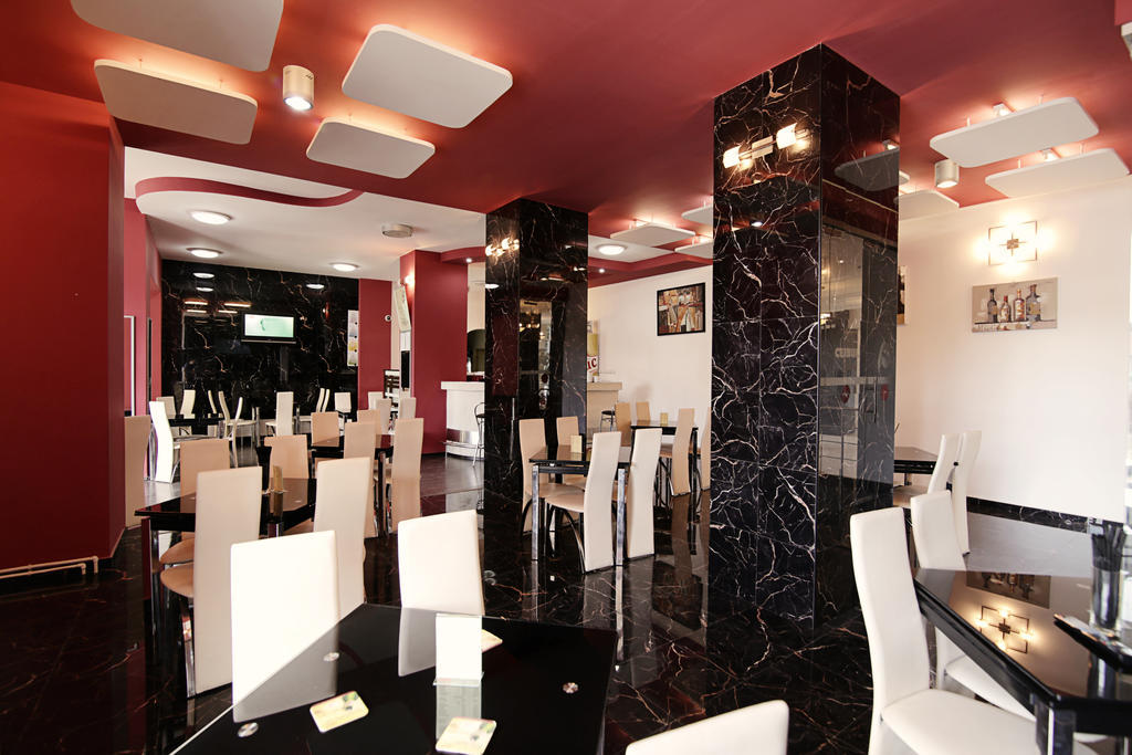 Complex Balnear Cerbul Hotel Ковасна Екстериор снимка